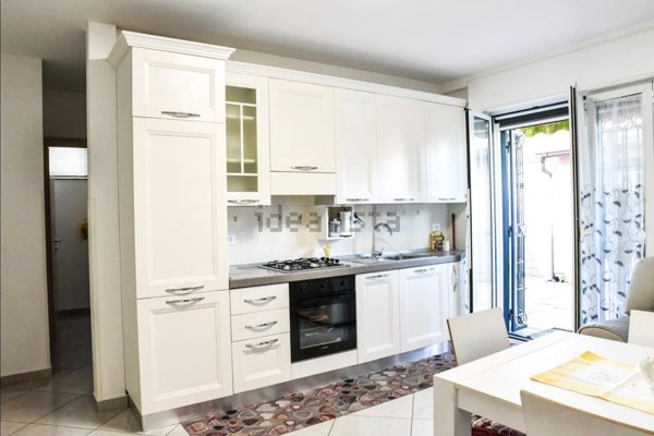 appartamento in affitto a Segrate in zona Redecesio