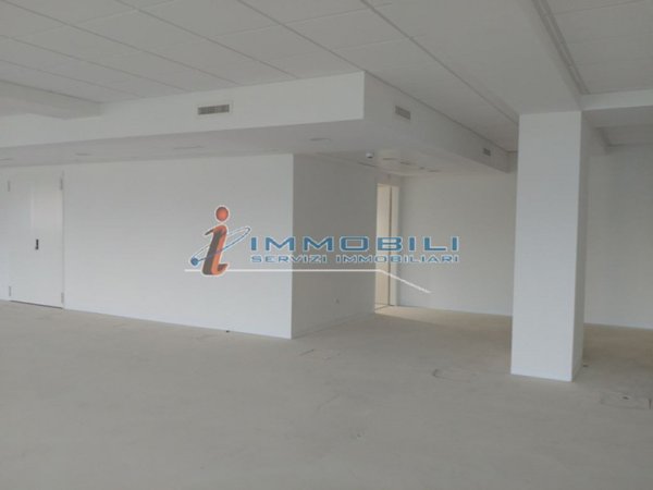 ufficio in affitto a Segrate