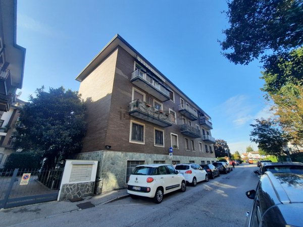 appartamento in affitto a Segrate in zona Rovagnasco