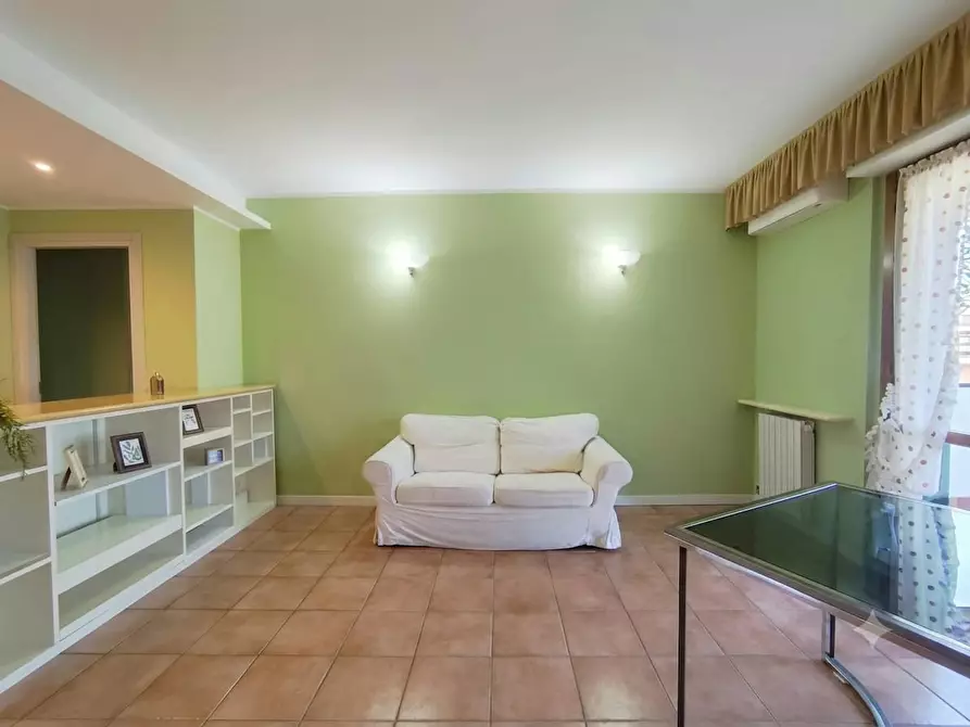 appartamento in affitto a Segrate in zona Rovagnasco