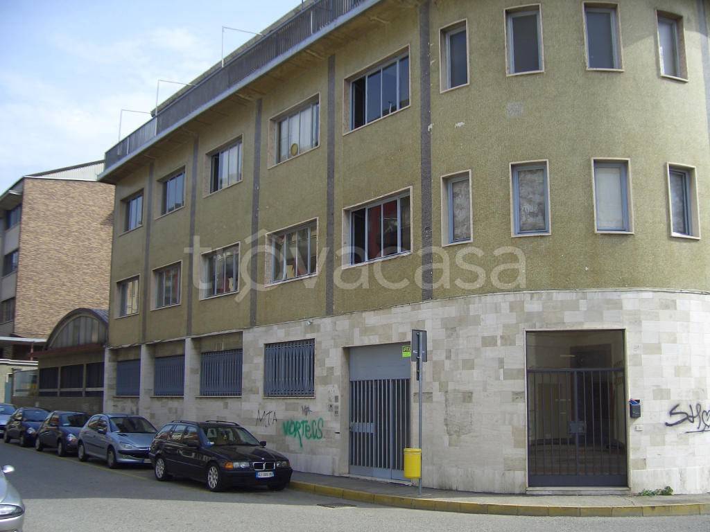 ufficio in affitto a Segrate in zona Novegro