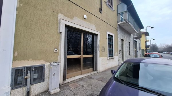 locale commerciale in affitto a Segrate in zona Lavanderie