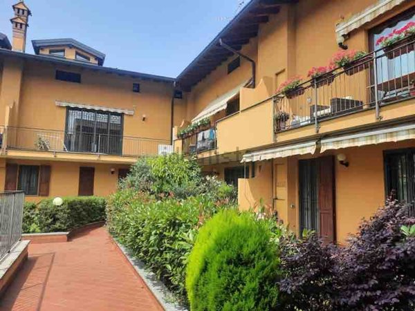 appartamento in affitto a Segrate in zona Rovagnasco