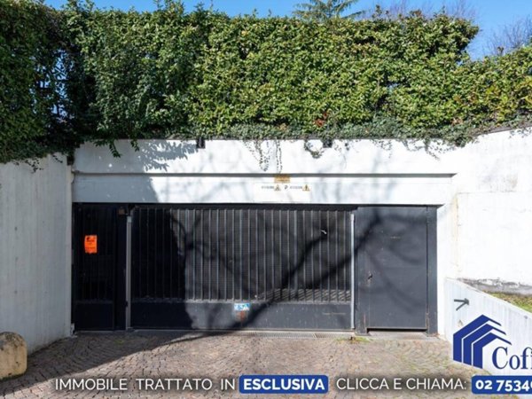 box auto in affitto a Segrate in zona Milano San Felice