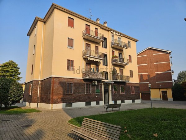 appartamento in affitto a Segrate in zona Rovagnasco