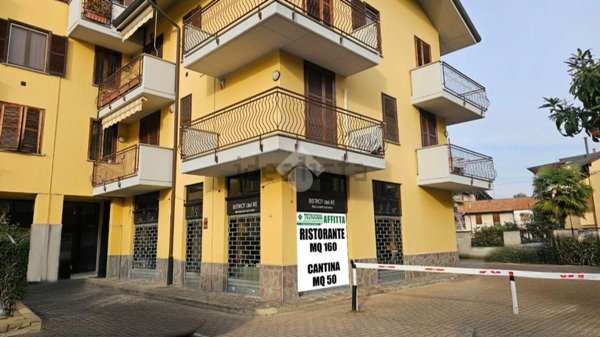 negozio in affitto a Senago