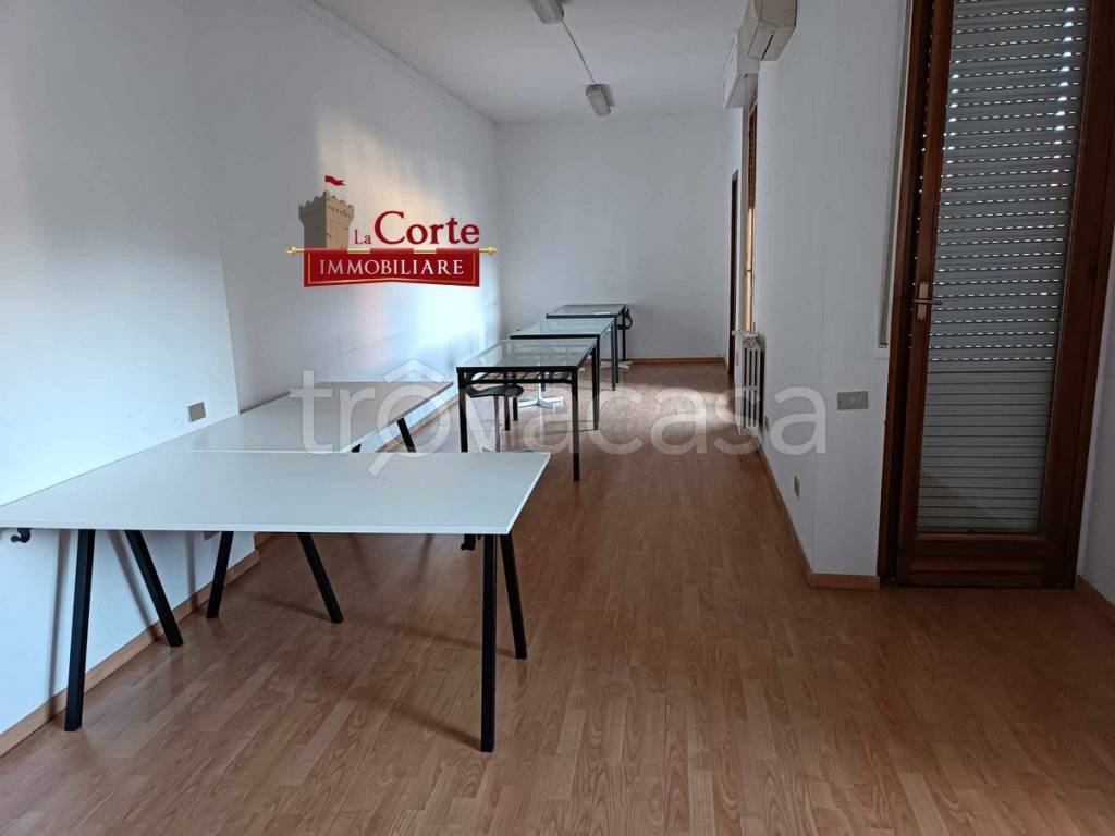 ufficio in affitto a Senago