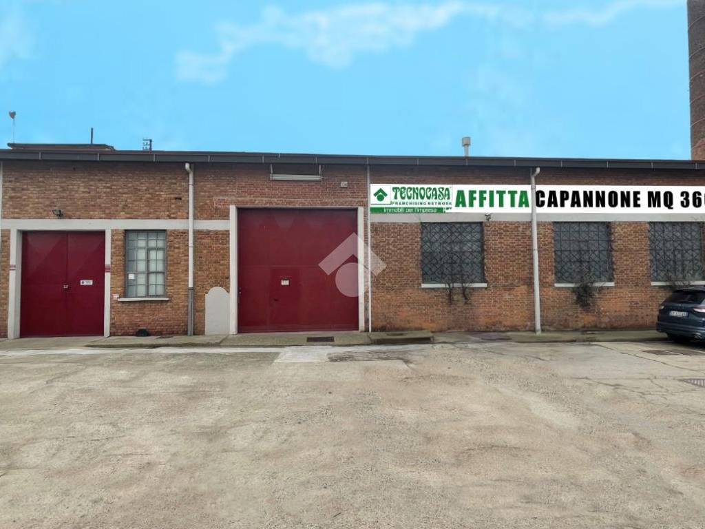 locale commerciale in affitto a Senago