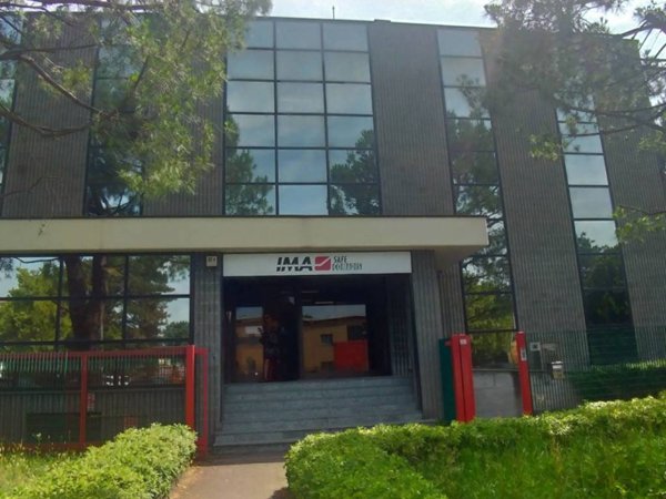 locale commerciale in affitto a Senago