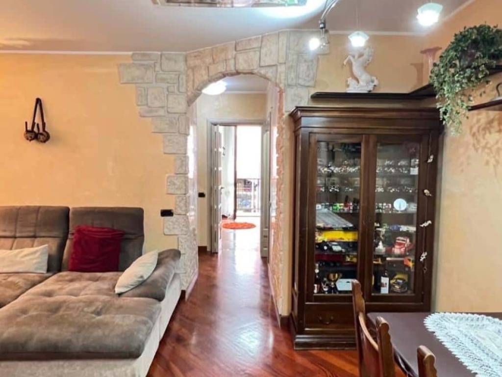 appartamento in affitto a Senago
