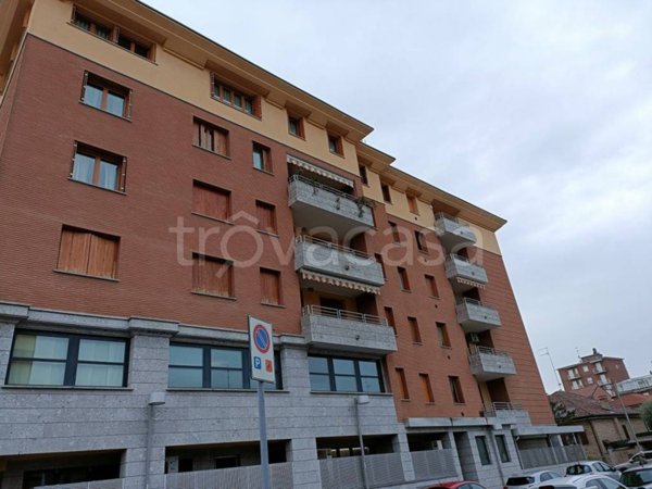 appartamento in affitto a Senago