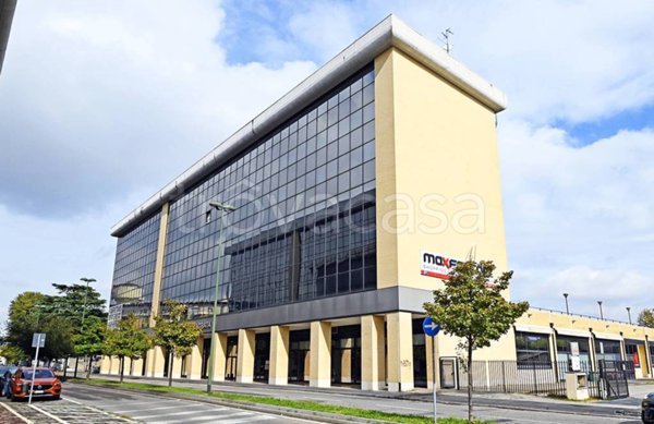 ufficio in affitto a Sesto San Giovanni