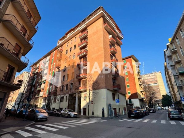appartamento in affitto a Sesto San Giovanni in zona Rondò/Torretta