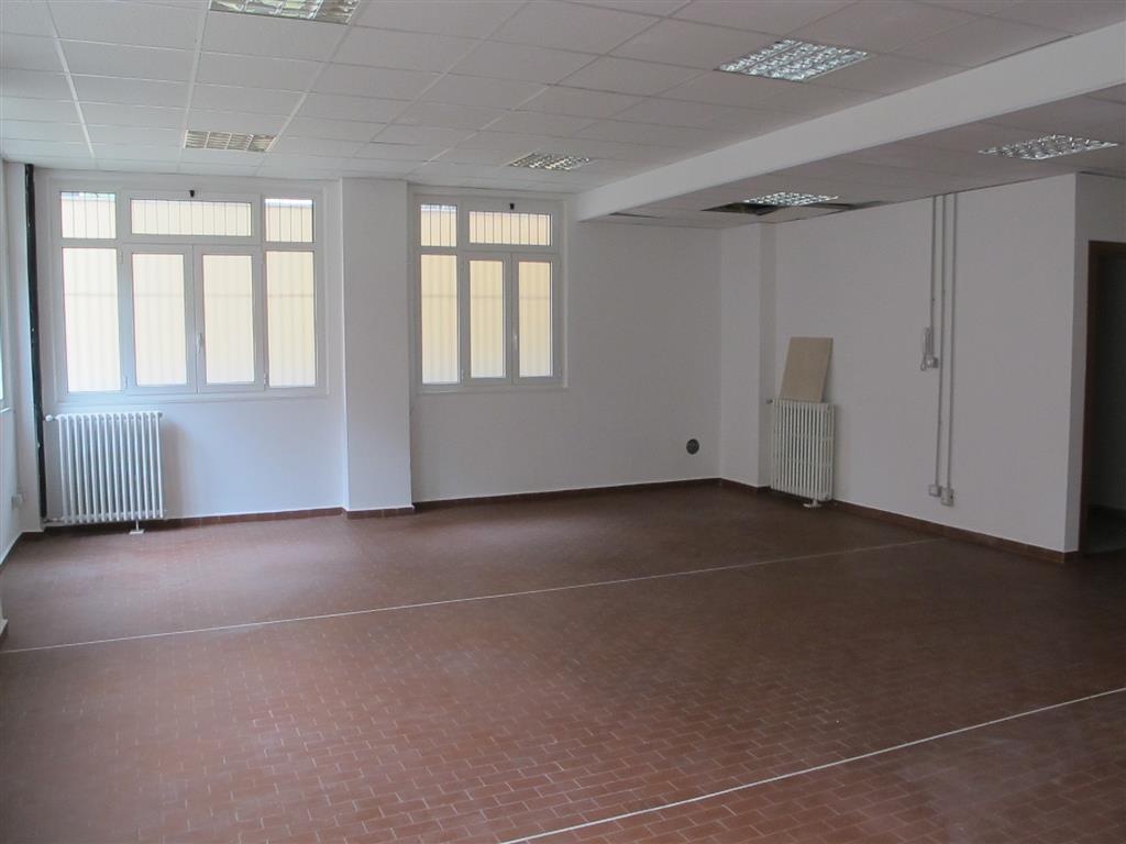 locale di sgombero in affitto a Sesto San Giovanni in zona Rondinella
