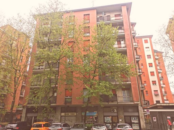 appartamento in affitto a Sesto San Giovanni in zona Rondinella