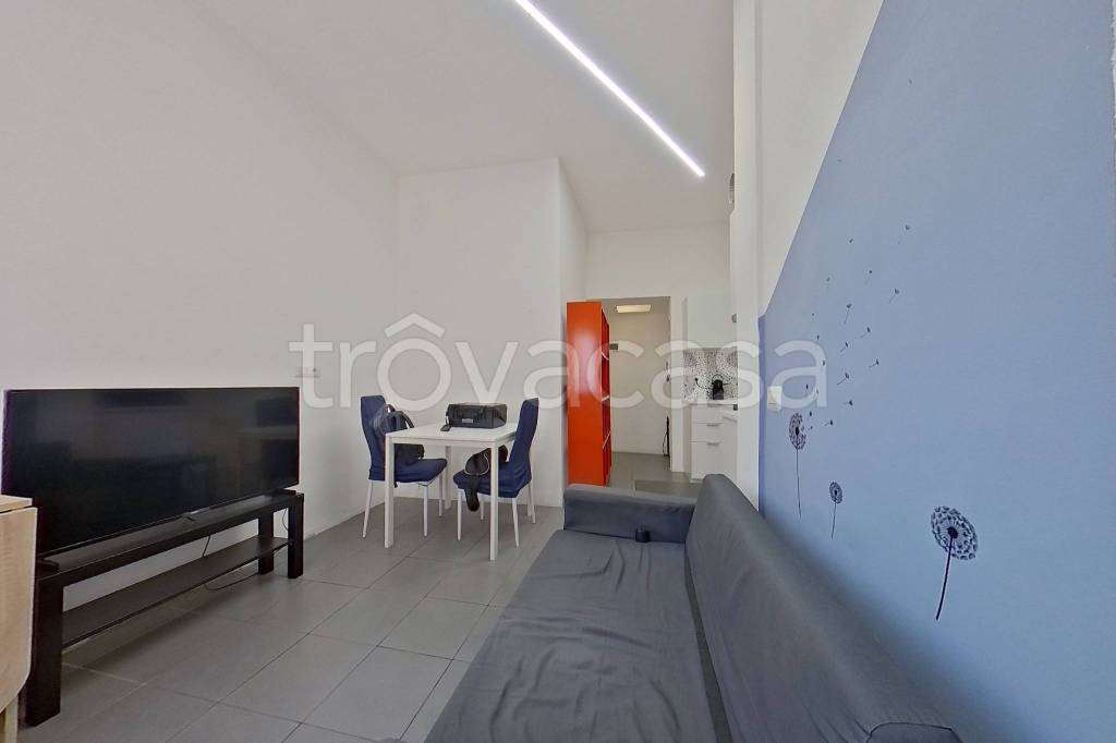 appartamento in affitto a Sesto San Giovanni in zona Rondinella