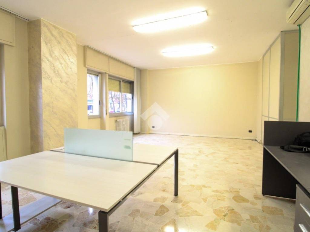ufficio in affitto a Sesto San Giovanni