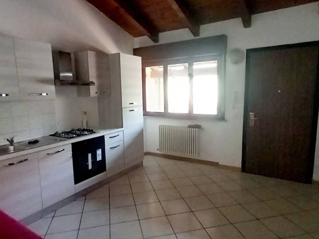 appartamento in affitto a Sesto San Giovanni in zona Rondò/Torretta