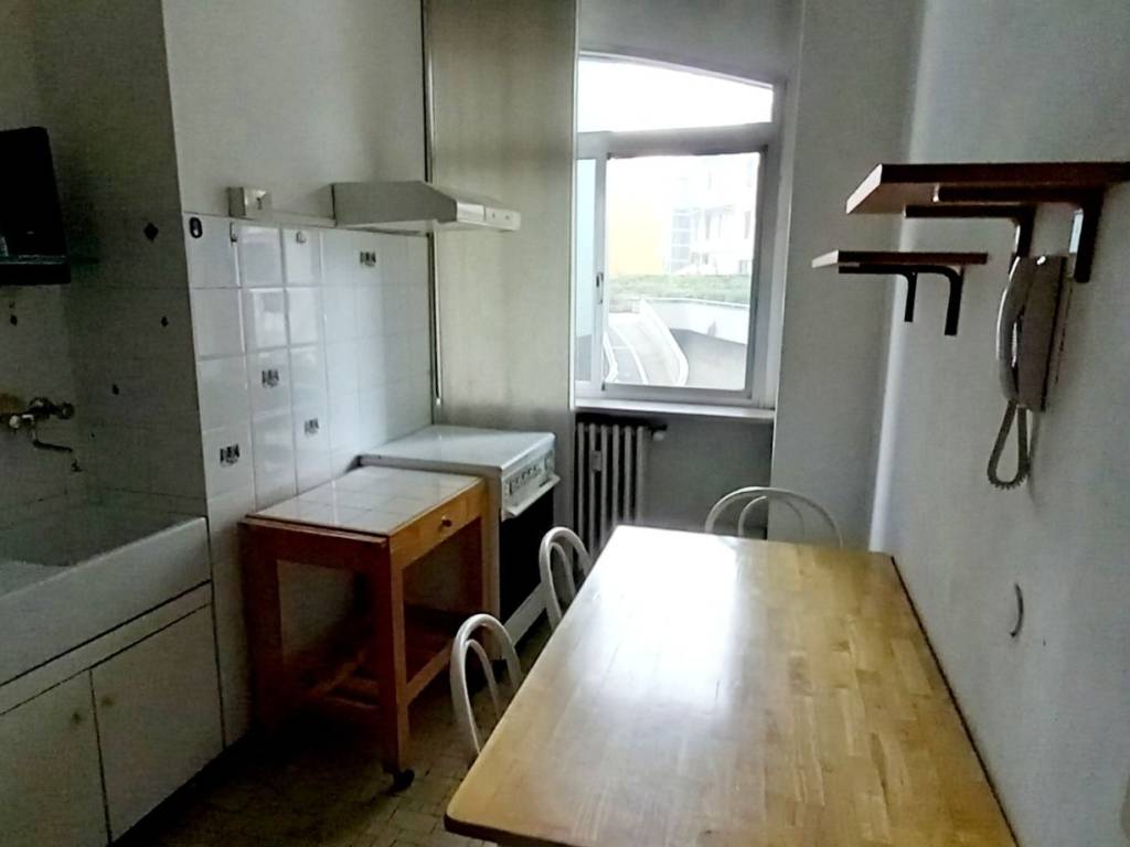 appartamento in affitto a Sesto San Giovanni in zona Rondò/Torretta