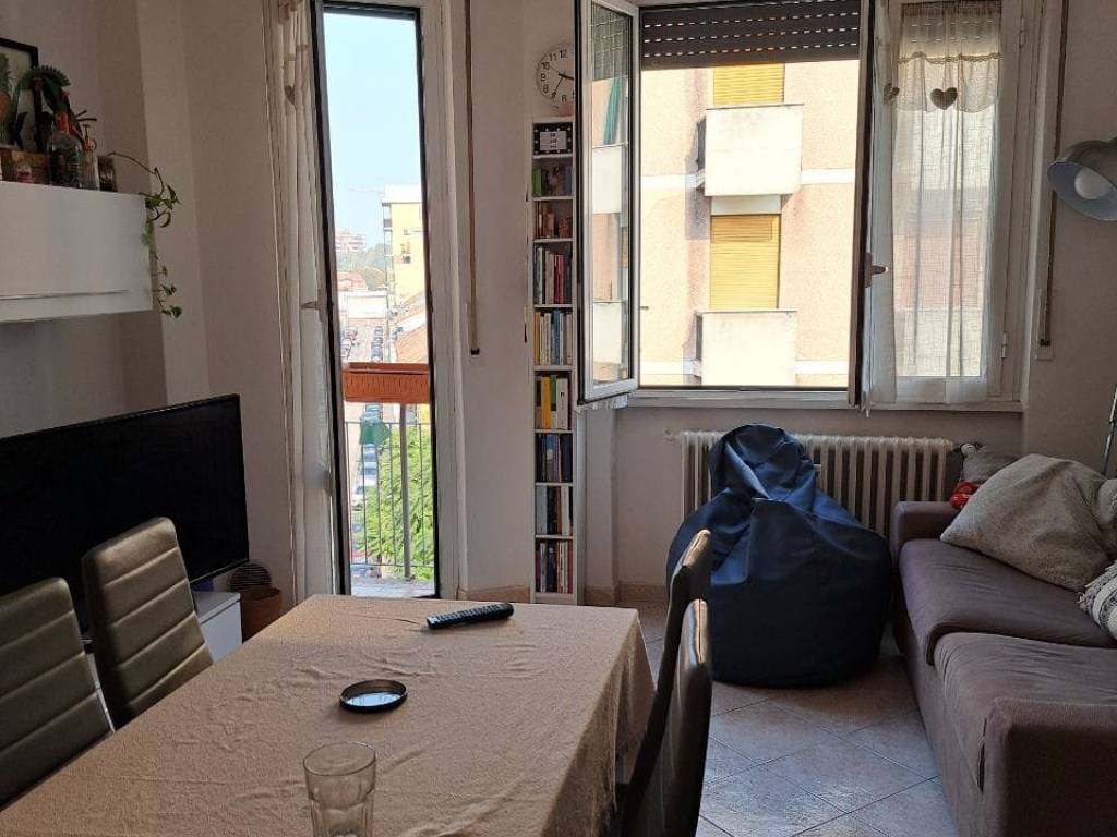 appartamento in affitto a Sesto San Giovanni in zona Rondinella