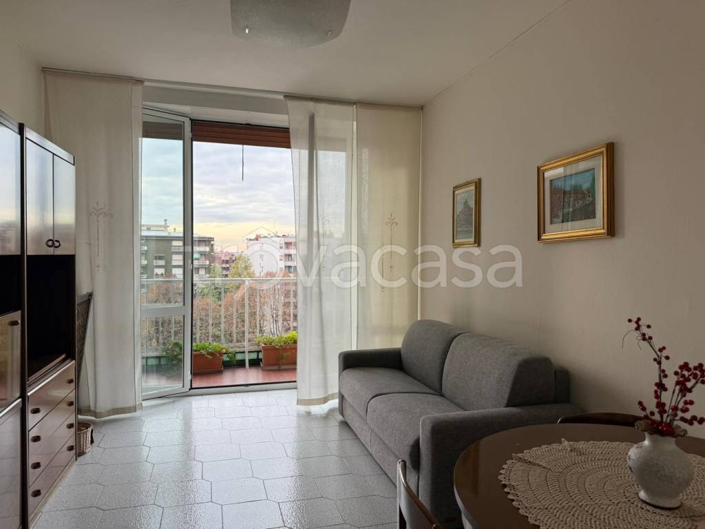 appartamento in affitto a Sesto San Giovanni in zona Rondò/Torretta