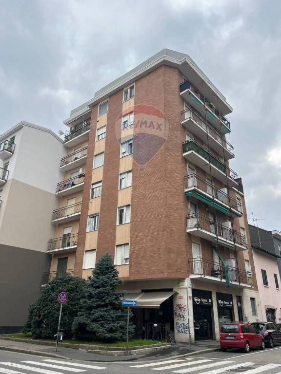 appartamento in affitto a Sesto San Giovanni in zona Rondinella