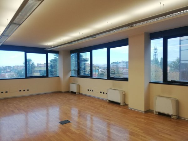 ufficio in affitto a Sesto San Giovanni