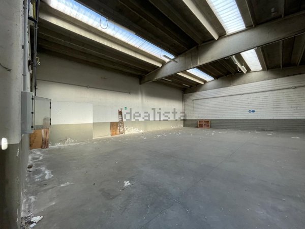 capannone in affitto a Sesto San Giovanni