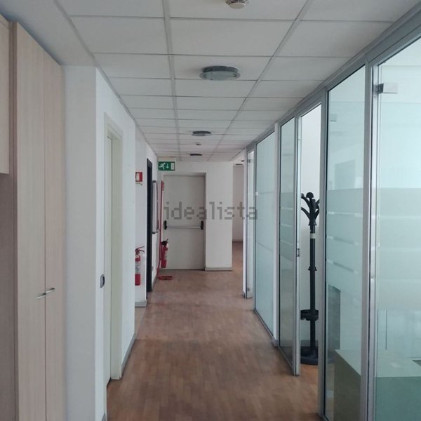 locale commerciale in affitto a Sesto San Giovanni