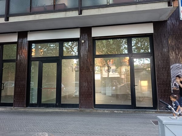 negozio in affitto a Sesto San Giovanni