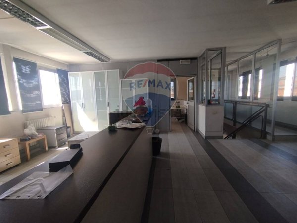 capannone in affitto a Sesto San Giovanni