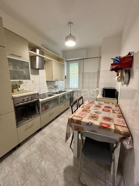 appartamento in affitto a Sesto San Giovanni in zona Rondinella