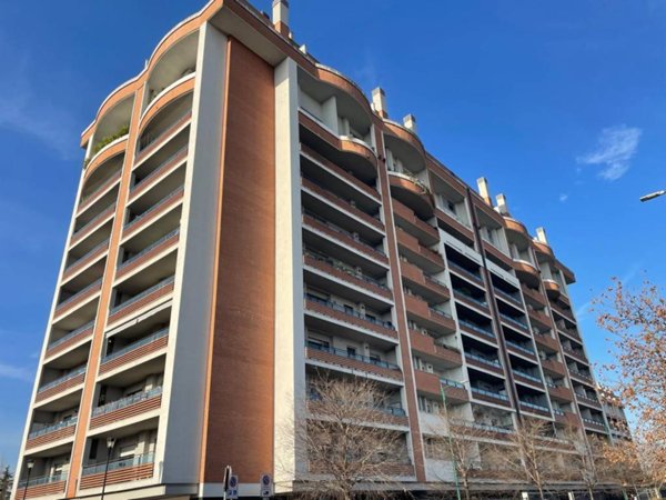 appartamento in affitto a Sesto San Giovanni in zona Pelucca/Villaggio Falck