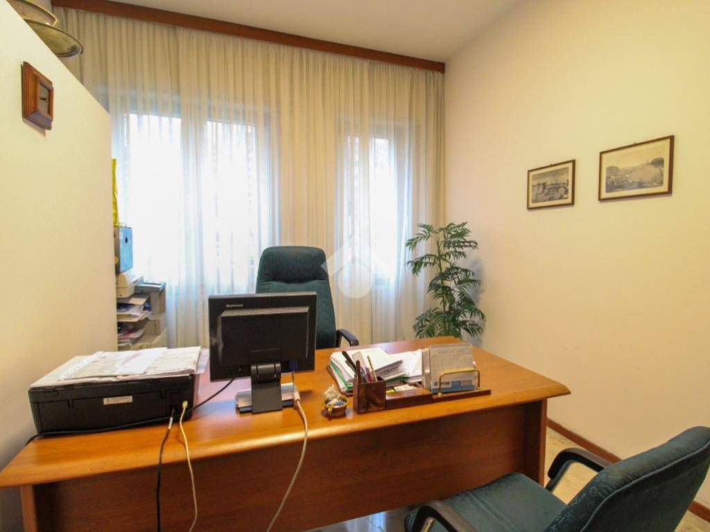 ufficio in affitto a Sesto San Giovanni