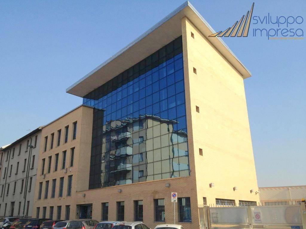 ufficio in affitto a Sesto San Giovanni in zona Restellone