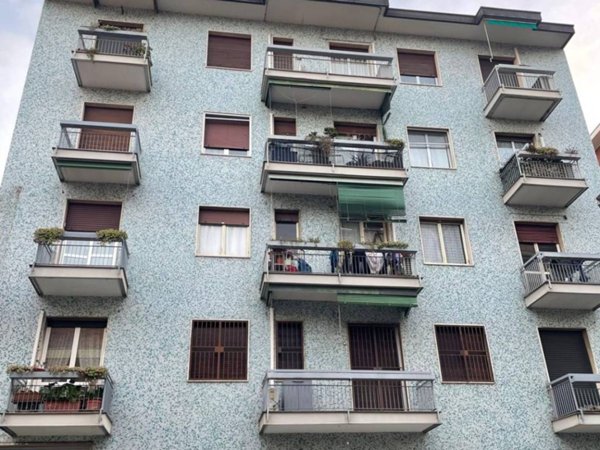 appartamento in affitto a Sesto San Giovanni in zona Rondinella