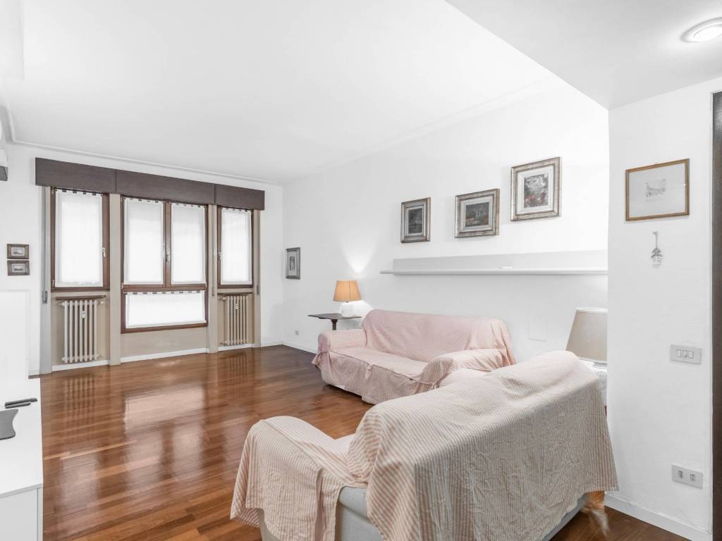 appartamento in affitto a Sesto San Giovanni in zona Rondò/Torretta