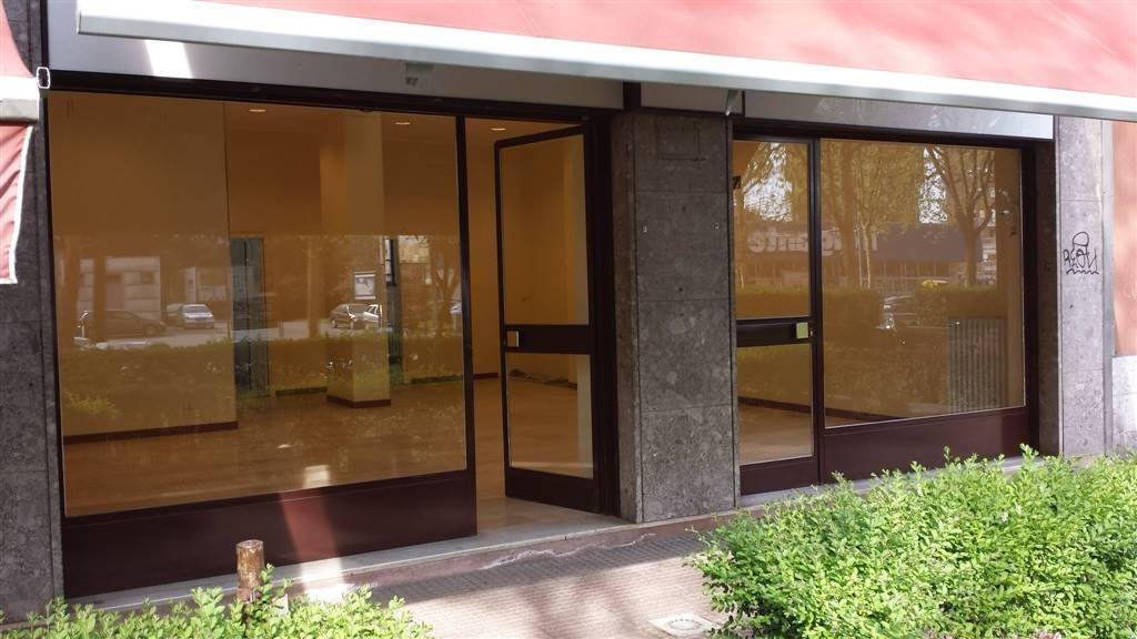 negozio in affitto a Sesto San Giovanni