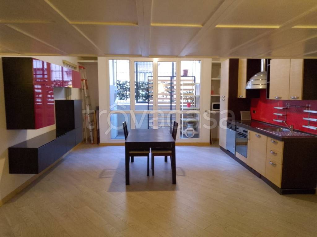 appartamento in affitto a Sesto San Giovanni in zona Rondò/Torretta