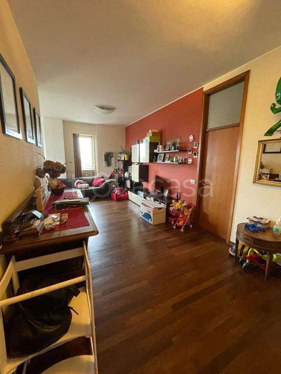 appartamento in affitto a Sesto San Giovanni in zona Rondò/Torretta