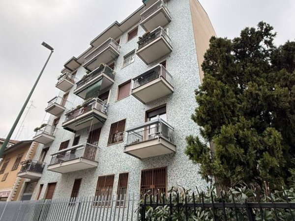 appartamento in affitto a Sesto San Giovanni in zona Rondinella