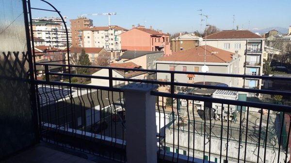 appartamento in affitto a Sesto San Giovanni in zona Rondinella