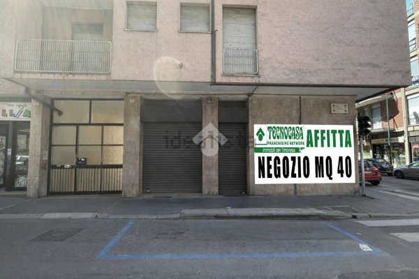 ufficio in affitto a Sesto San Giovanni in zona Rondò/Torretta