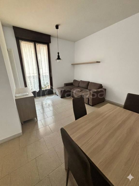 appartamento in affitto a Sesto San Giovanni in zona Rondinella