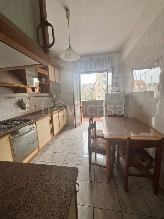 appartamento in affitto a Sesto San Giovanni in zona Rondinella