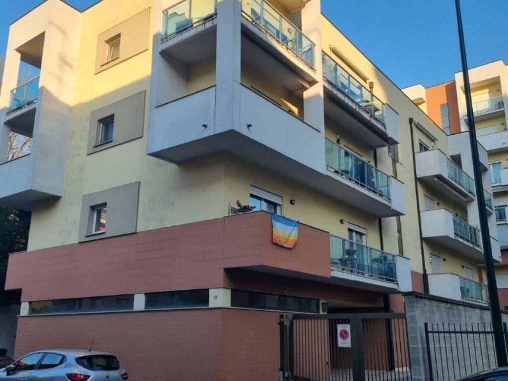 appartamento in affitto a Sesto San Giovanni in zona Rondinella