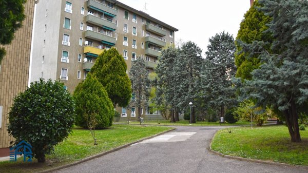 appartamento in affitto a Sesto San Giovanni in zona Rondinella