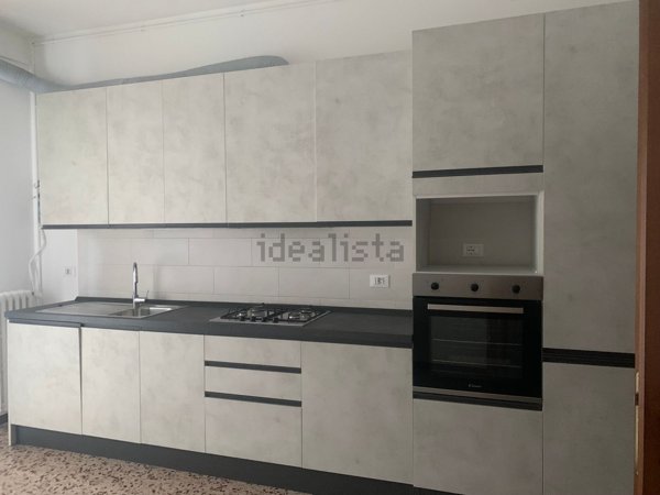 appartamento in affitto a Sesto San Giovanni in zona Rondò/Torretta