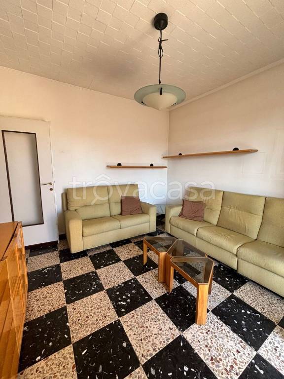 appartamento in affitto a Sesto San Giovanni in zona Rondò/Torretta