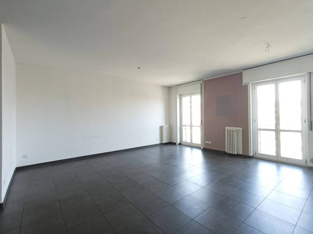 appartamento in affitto a Sesto San Giovanni in zona Rondò/Torretta